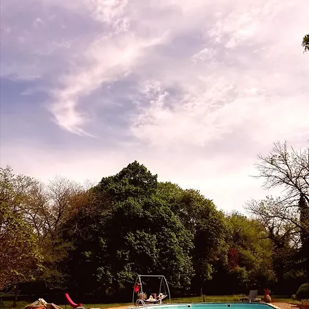 Domaine De La Celarie Oda ve Kahvaltı 3*