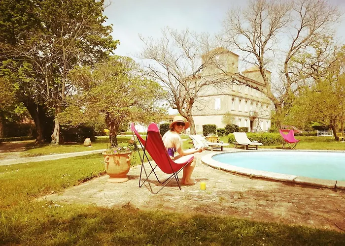 Bed & Breakfast Domaine De La Celarie